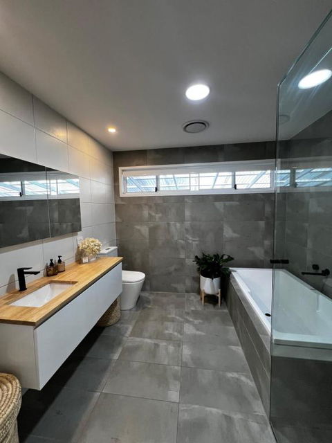 Retreat On Fig Street - Tourism Caloundra 2