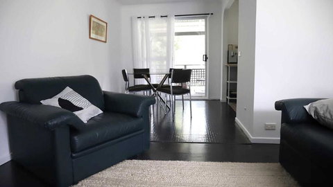 Retro Beach House - Macmasters Beach - Tourism Caloundra 2