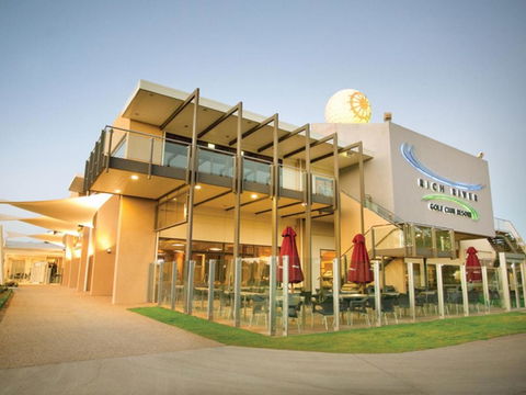 Rich River Golf Club - Tourism Caloundra 0