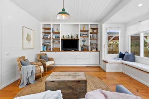 RIPVIEW In Old Lonnie - Tourism Caloundra 0