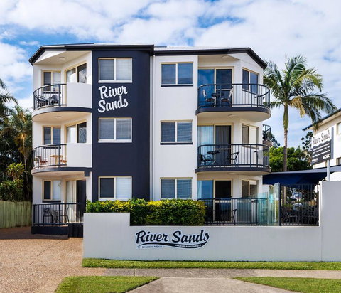 River Sands Apartments - Tourism Caloundra 0