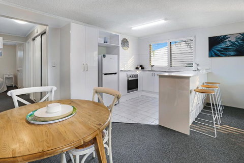 Riverside Location, Noosa Sound - Tourism Caloundra 3