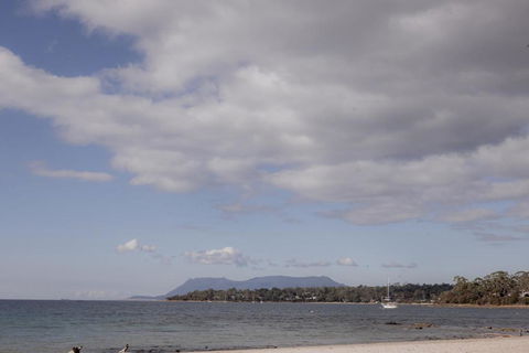 Riverside Retreat In Orford - Tourism Caloundra 0