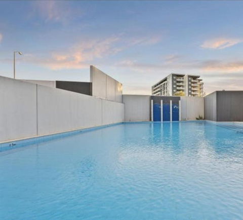 Riverside Retreat - Tourism Caloundra 1