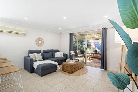 Rivervale Family Retreat - Tourism Caloundra 2
