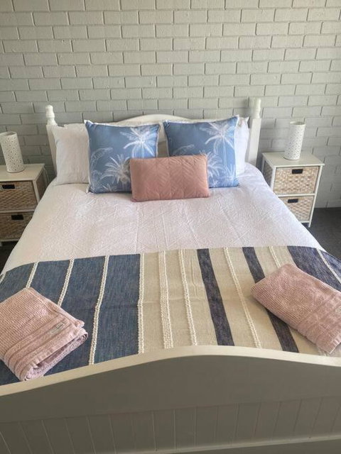 Riverview Apartment - Tourism Caloundra 2