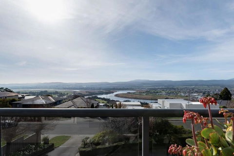 Riverview Escape - Tourism Caloundra 2