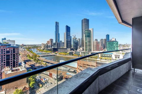 Riverview Suites By EdgeTrip - Tourism Caloundra 0
