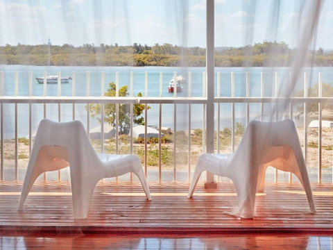 Riverwatch - Tourism Caloundra 0