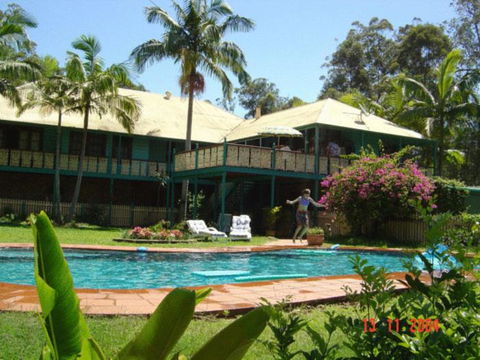 Riviera Bed & Breakfast - Tourism Caloundra 2