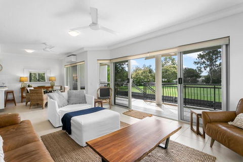 Riviera Noosa Resort - Tourism Caloundra 1