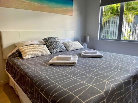 Relax At Trinity Beach Getaway, Blue Lagoon, Trinity Beach - Tourism Caloundra 0