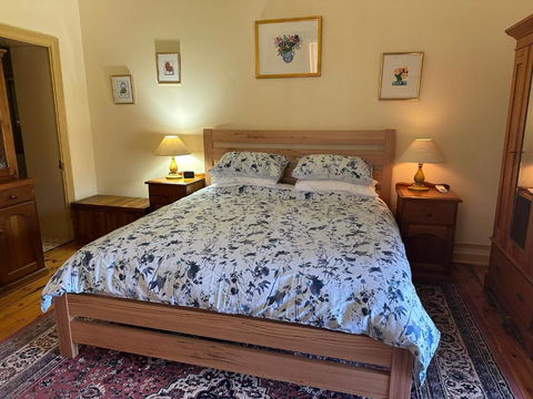 Robe House Heritage Accommodation - Tourism Caloundra 1