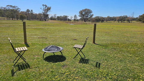 Roccos Retreat By Tiny Away - Tourism Caloundra 1