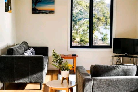 Rockpool Cottage - Tourism Caloundra 0