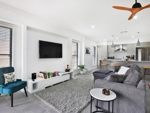 Rockwall I Pet Friendly I Fire Pit - Tourism Caloundra 0