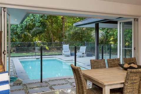 Roya On Mission - Beachfront - Wongaling - Family - Tourism Caloundra 3