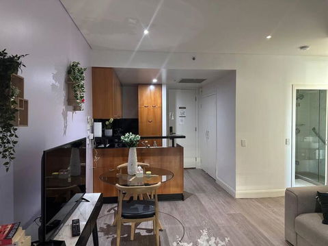 Royal Garden Residence - Tourism Caloundra 3
