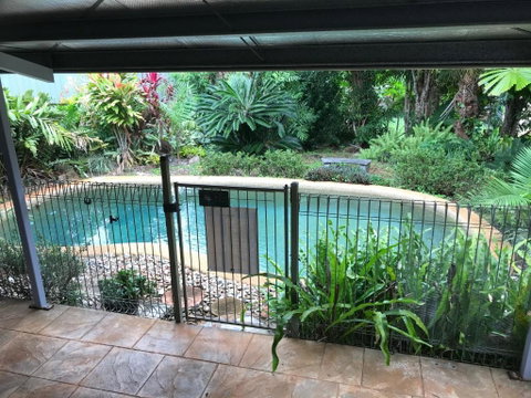 Royal Palm Cottage, Entire Two Bedroom 2 Bathroom House With Pool - Tourism Caloundra 0