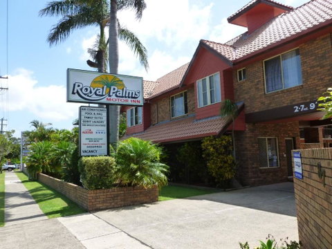 Royal Palms Motor Inn - Tourism Caloundra 0