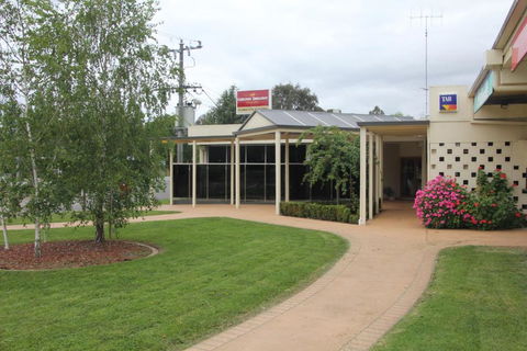 Rubicon Hotel Motel - Tourism Caloundra 0