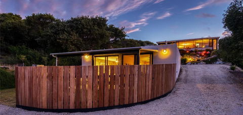 SALT Luxury Couples Bungalow - Tourism Caloundra 3