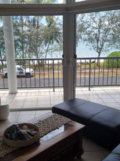 Salt On South - Beachfront Bliss - Tourism Caloundra 1