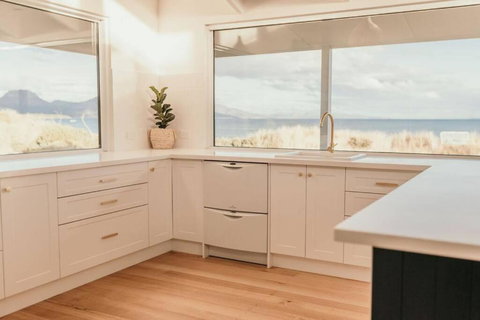 Saltair Freycinet - Tourism Caloundra 3