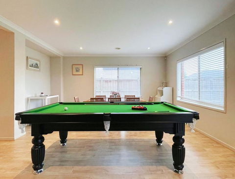 Saltwater Coast House By GoodLive - Tourism Caloundra 2