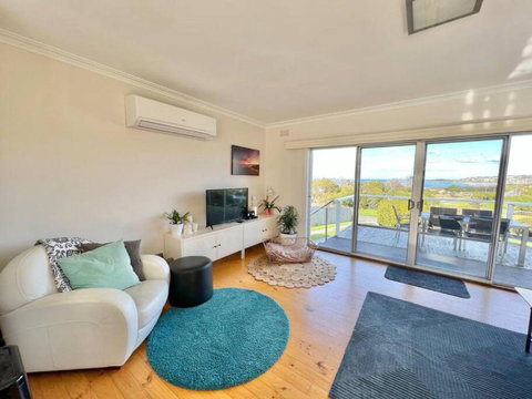 Saltwater Haven - Pets Welcome. Wifi. Amazing View - Tourism Caloundra 2