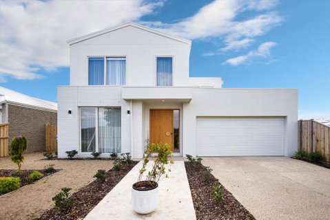 Saltwater Lux, 4 Bdrm, 3 Bath, Golf, Weddings, Beaches, Adventure Park - Tourism Caloundra 2