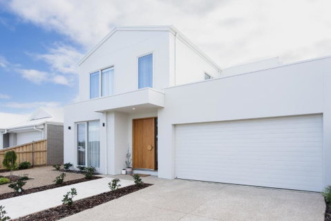 Saltwater Lux, 4 Bdrm, 3 Bath, Golf, Weddings, Beaches, Adventure Park - Tourism Caloundra 0