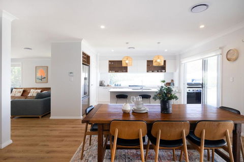 Saltwood - Tourism Caloundra 2