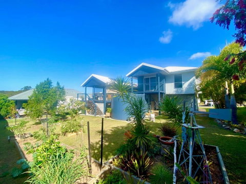 Salty Souls - Tourism Caloundra 3