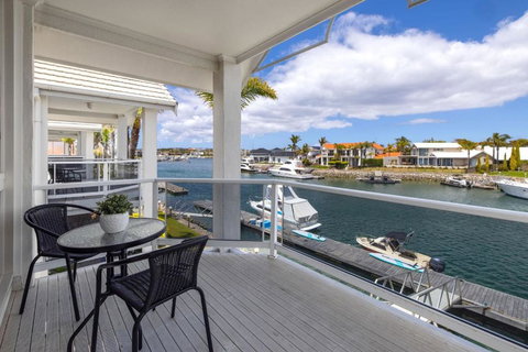 Salty Views - Tourism Caloundra 2