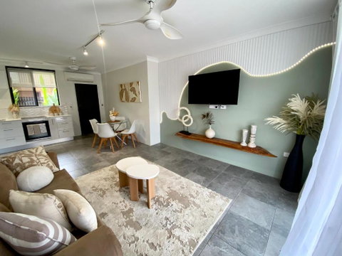 San Antone Luxury In The CBD - Tourism Caloundra 0