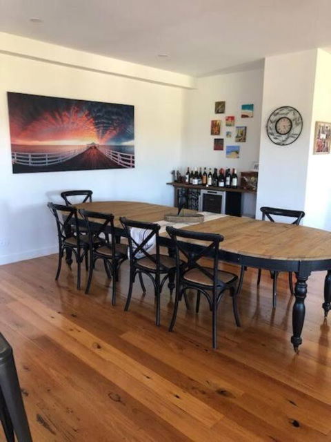 Sanary A Modern Beach Home In Martha Cove - Tourism Caloundra 3