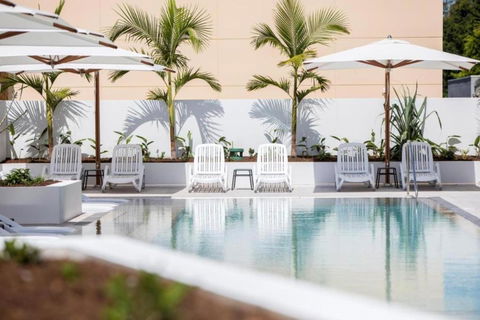 Ruby Building - Self Contained, Privately Managed Apartments - Tourism Caloundra 2