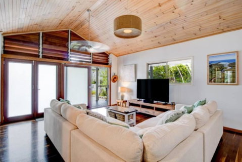 Sandalwood - Tourism Caloundra 0