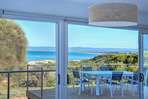 Sandbar Beach House - Tourism Caloundra 2