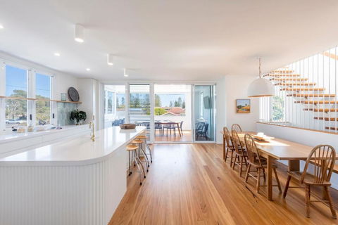 Sandhurst - Oceanstays - Tourism Caloundra 0