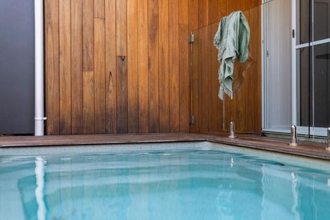 Sandhurst - Oceanstays - Tourism Caloundra 2