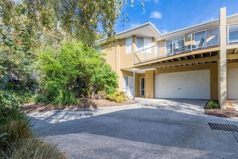 Sandpiper 5 - Close To Town And Beach - Tourism Caloundra 0