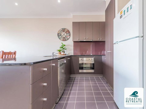 Sandpiper Inverloch - Linen Included - Tourism Caloundra 1