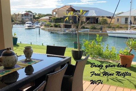 Sandpiper Island Tranquil Waterfront Views & Jetty - Tourism Caloundra 0