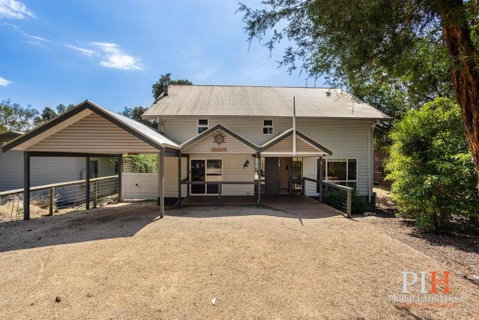 Sandy Bay Getaway W Spa 4 Bdr - Tourism Caloundra 3