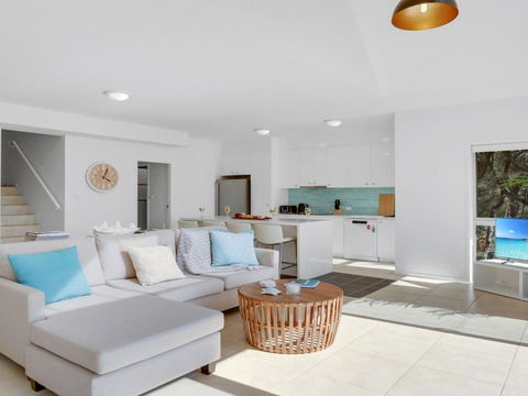 Sandy Cove - Tourism Caloundra 2