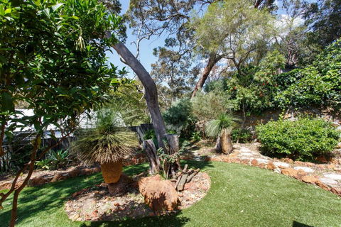 Serenity Haven - Tourism Caloundra 0