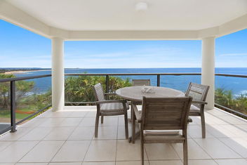 Shipton Lodge Unit 3 Moffat Beach QLD with Tourism Caloundra