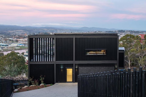 Tamar Views - Tourism Caloundra 3